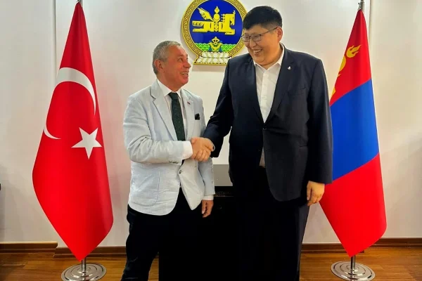 *MOĞOLİSTAN TÜRKİYE’Yİ “ÜÇÜNCÜ KOMŞUSU” OLARAK TANIMLIYOR